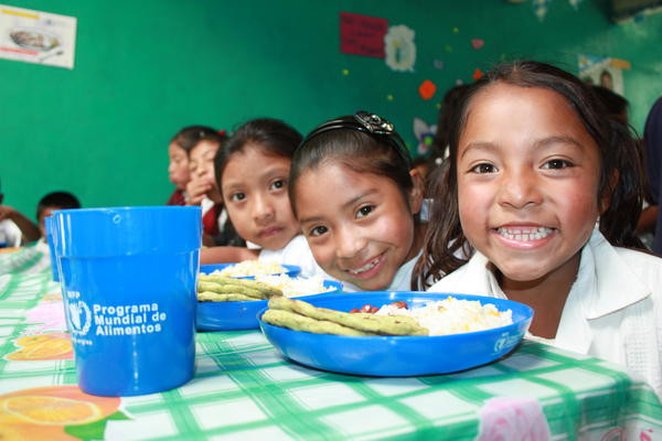 14  ninos y  ninas de la escuela primero de mayo el tabor intibuca honduras
